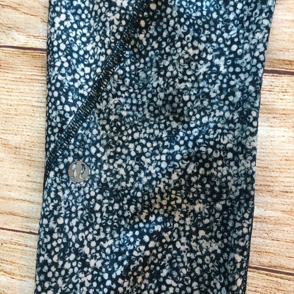 Lululemon Inspire Tight II - Pebble Print - Picture 9 of 10